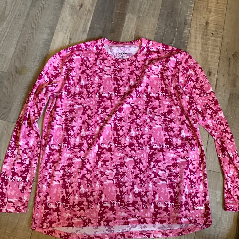Xtek long sleeve crew base layer shirt